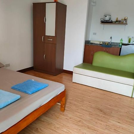 Huge Studio @ Arezzo Place Davao Condominium Exterior foto